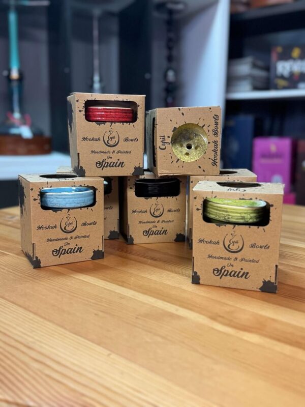 High-quality Cyril Jakuza VSMud shisha pipe – modern and durable